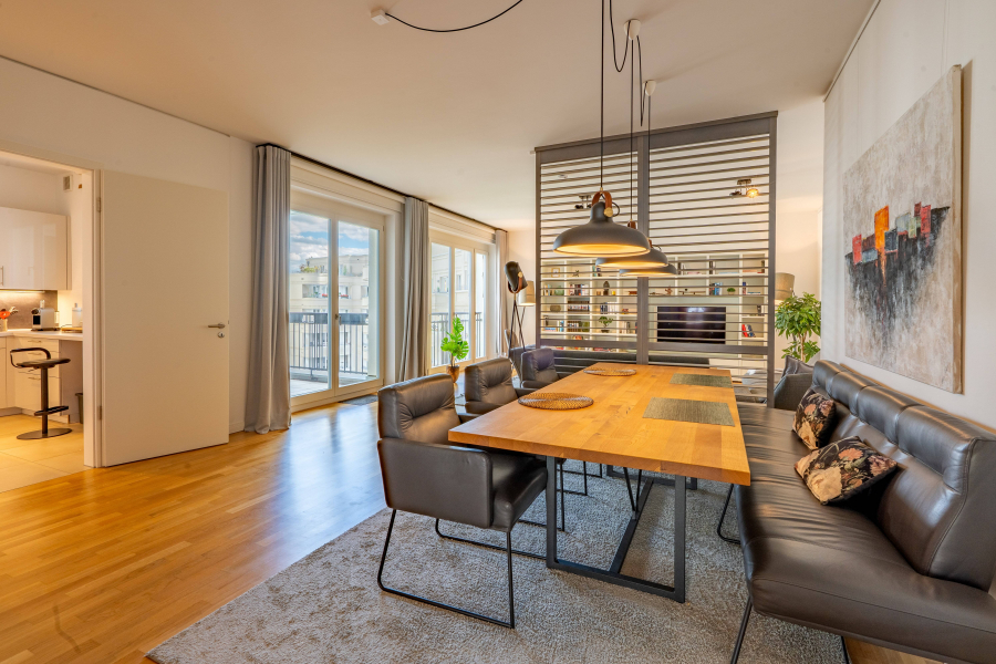 Wunderschöne Neubauwohnung in bester Mitte Lage mit Aufzug, Balkon und TG Stellplatz, 10117 Berlin, Etagenwohnung