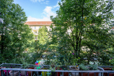 Ausblick - Wunderschöne Altbauwohnung in bester Lage von Friedrichshain - Samariterkiez