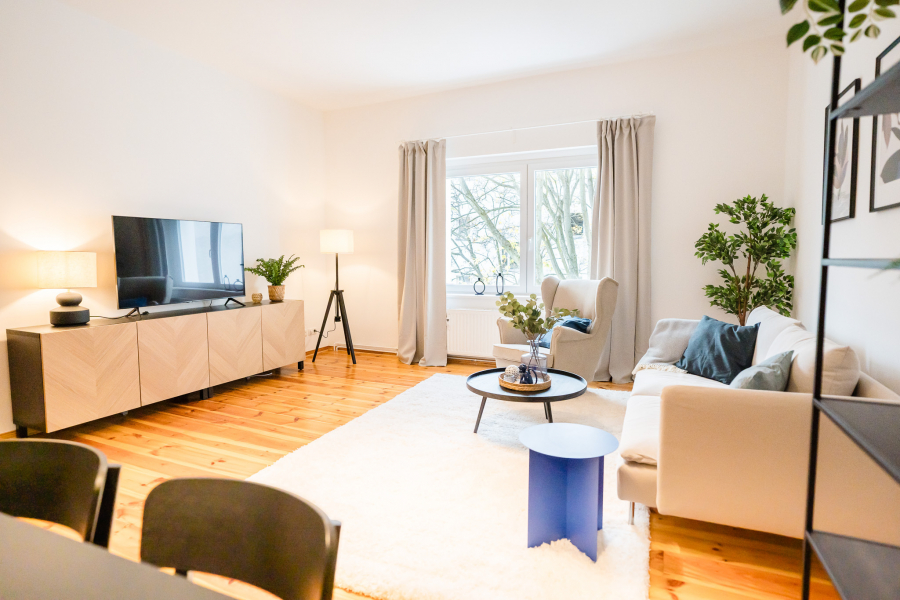 Die perfekte WG Wohnung – 2 Zimmer Altbau in zweiter Reihe im trendigen Friedrichshain, 10243 Berlin, Etagenwohnung