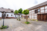 Hofansicht - Mehrfamilienhaus mit Ausbaureserve in Nauen OT
