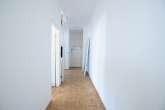 Sanierte 126 m² Maisonettewohnung mit Kamin und Dachterrasse mitten in Berlin-Kreuzberg - Flur