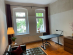 Wohnzimmer 2 - Bezugsfreie Wohnung mit sehr gut erhaltenen Altbau-Elementen in Berlin Friedrichshain
