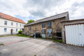 Nebengelass - Brandenburg Speckgürtel-Ketzin -3 Seiten- Hof mit 6 Familien-Wohnhaus - 2 FREIE WHGEN + Dachrohling